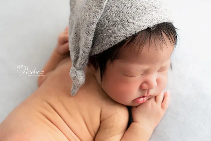 ニューボーンフォト_赤ちゃんの背中